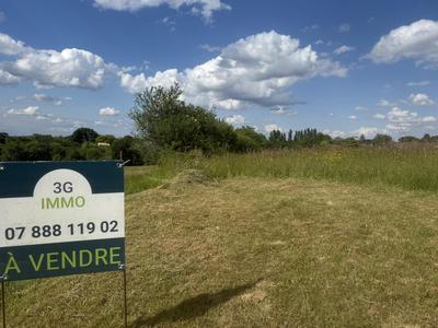 Terrain constructible - 2 060 m²