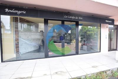 Local commercial - 92 m² - 2 pièces