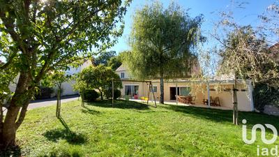 Maison - 290 m² - 8 pièces