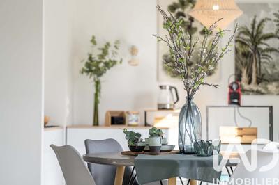 Appartement - 93 m² - 4 pièces