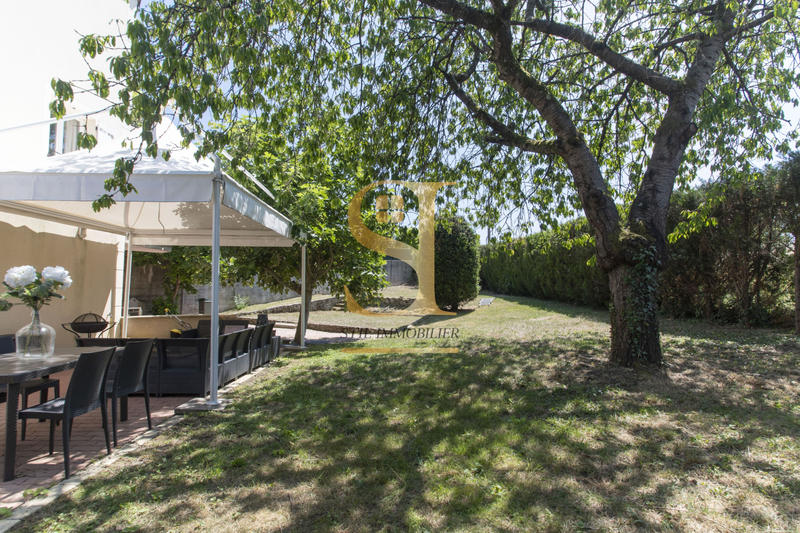 Maison - 163 m² - 6 pièces