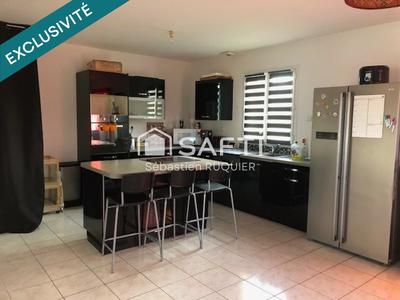 Maison - 95 m² - 4 pièces