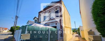 Immeuble - 235 m² - 11 pièces