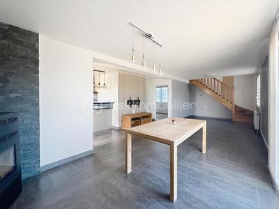 Maison traditionnelle - 97 m² - 5 pièces