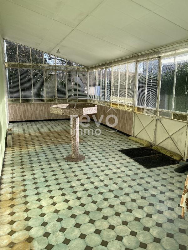 Maison - 221 m² - 11 pièces