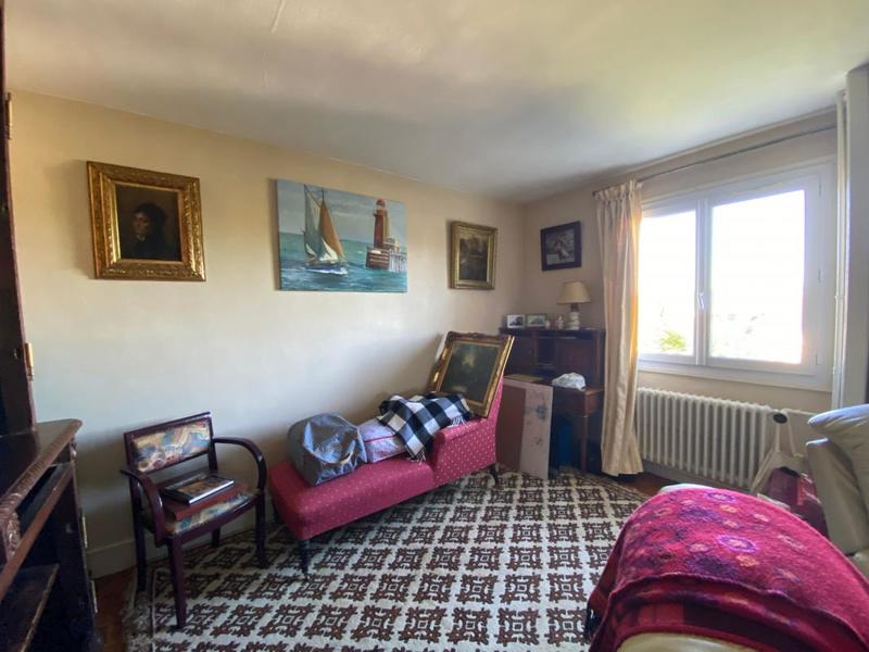 Maison traditionnelle - 106 m² - 4 pièces