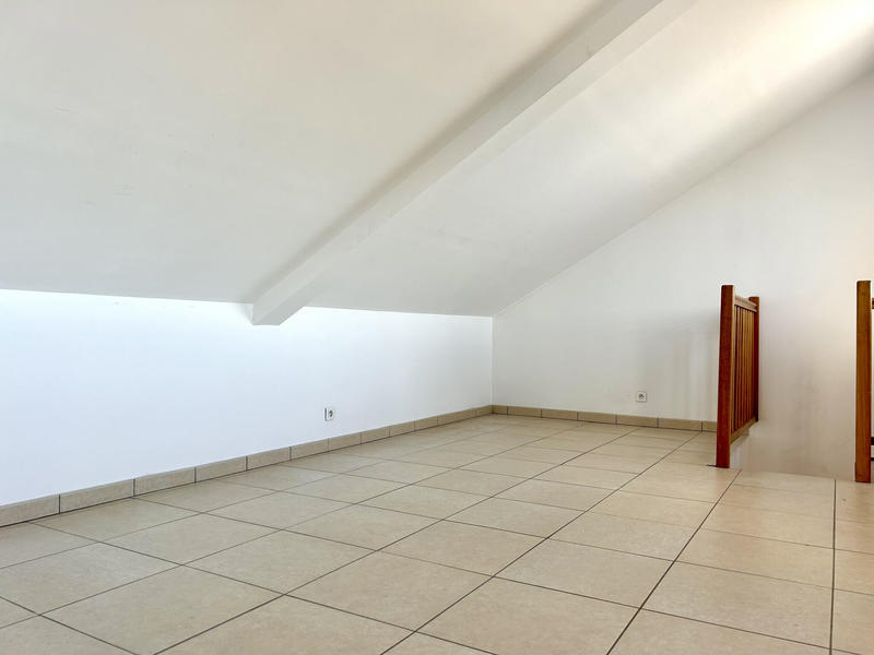 Appartement - 88 m² - 5 pièces