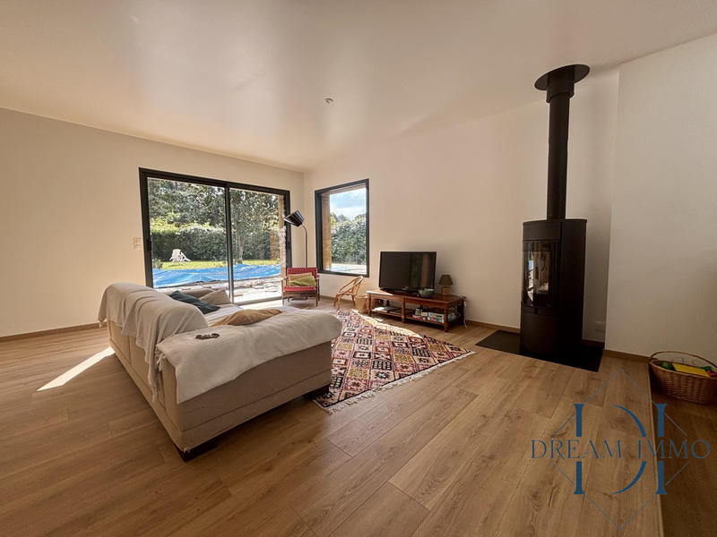 Maison - 183 m² - 5 pièces