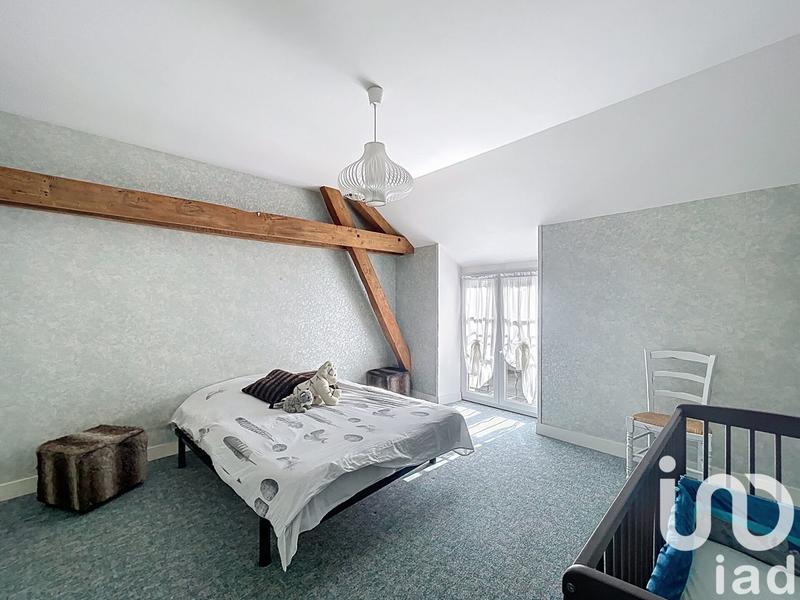 Maison - 273 m² - 10 pièces