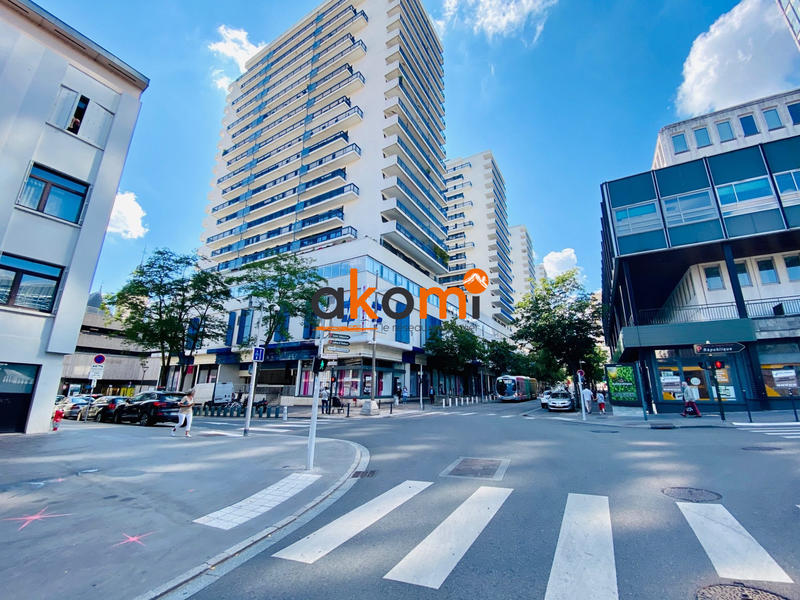 Parking / Garage - 12 m²