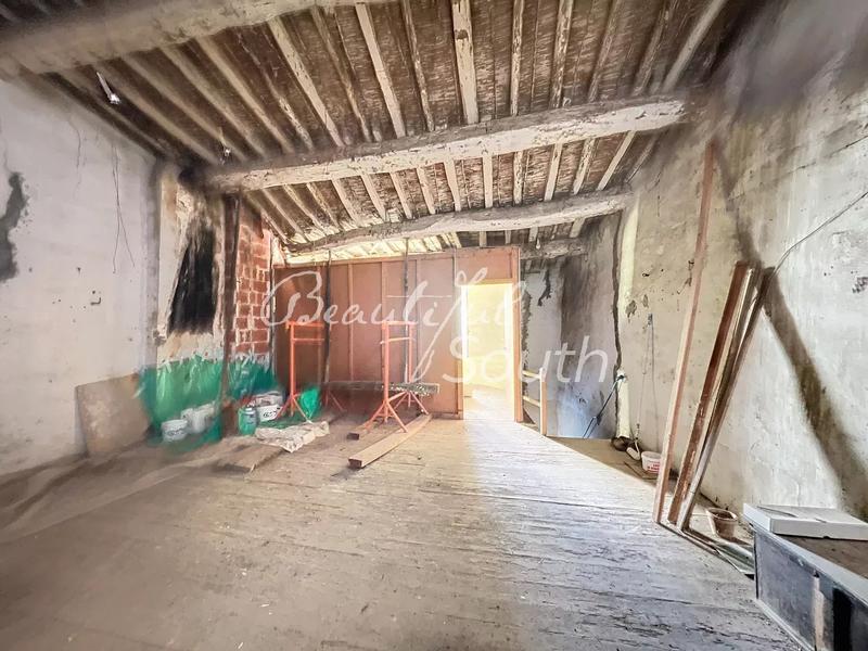 Maison de village - 250 m² - 5 pièces