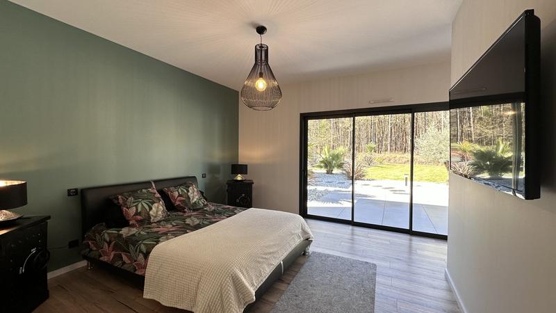 Maison d'architecte - 340 m² - 8 pièces