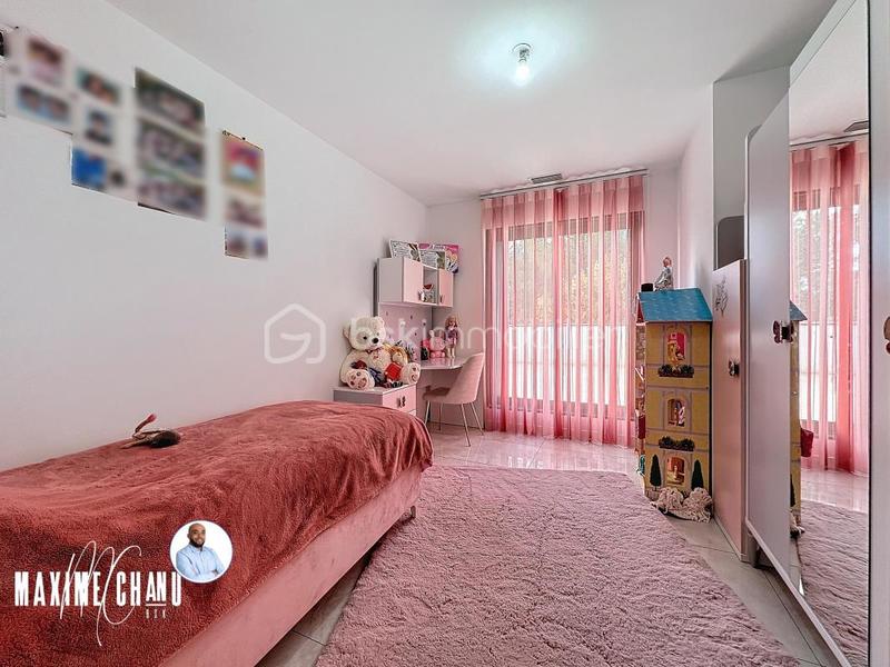 Maison - 190 m² - 6 pièces