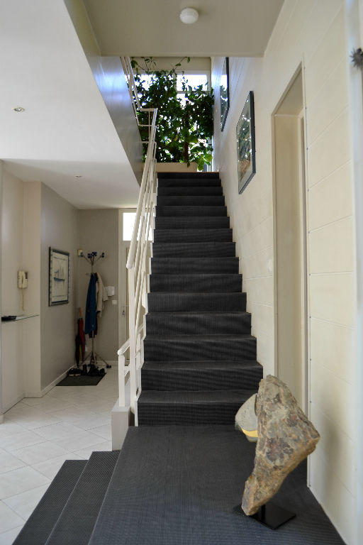 Maison - 192 m² - 7 pièces