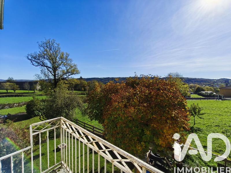 Maison - 360 m² - 6 pièces