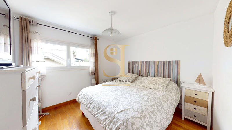 Appartement - 87 m² - 4 pièces