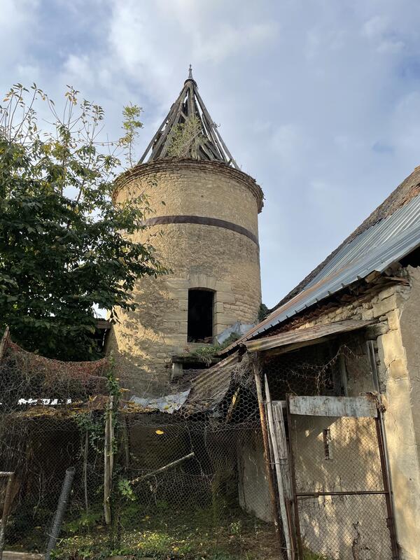 Maison - 870 m² - 3 pièces