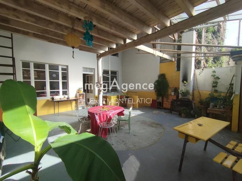 Maison de village - 255 m² - 8 pièces