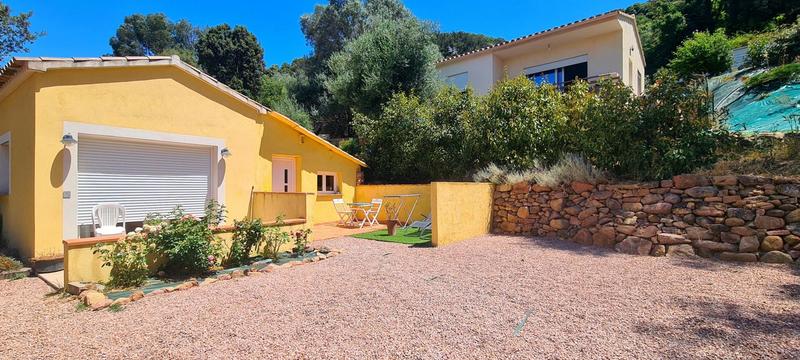 Maison - 144 m² - 5 pièces