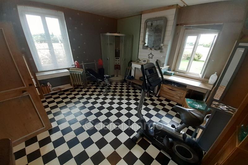 Maison - 235 m² - 6 pièces