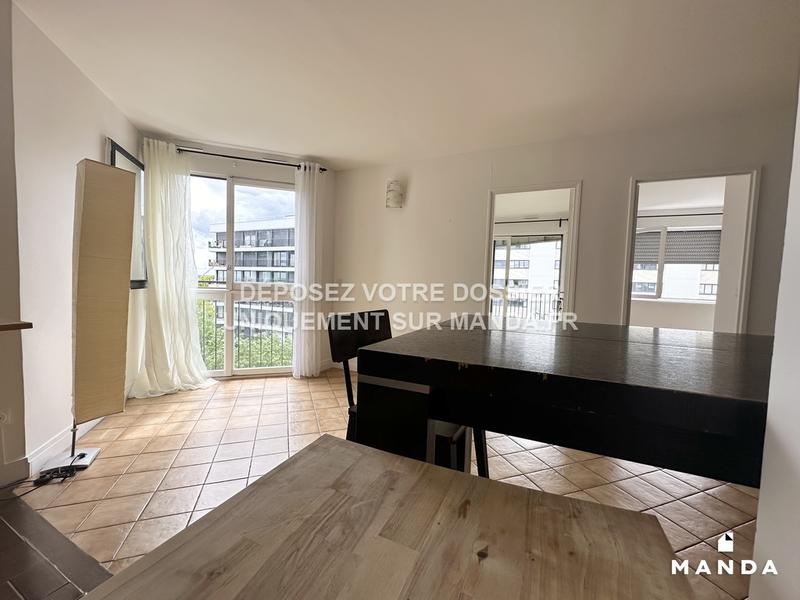 Appartement - 105 m² - 6 pièces