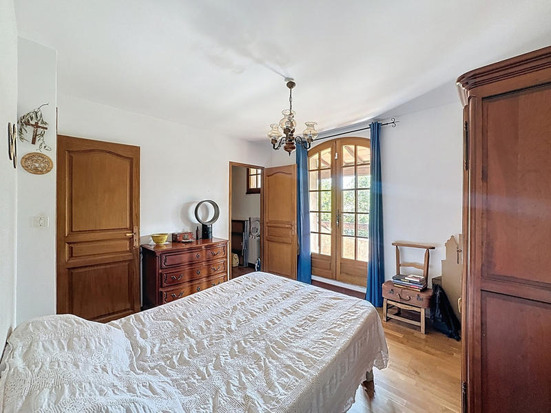 Maison - 141 m² - 6 pièces