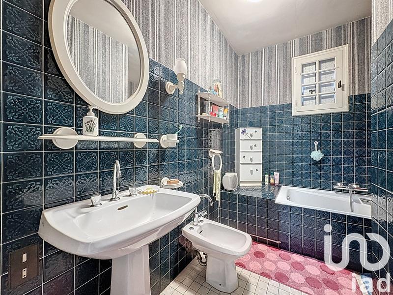 Maison - 187 m² - 6 pièces