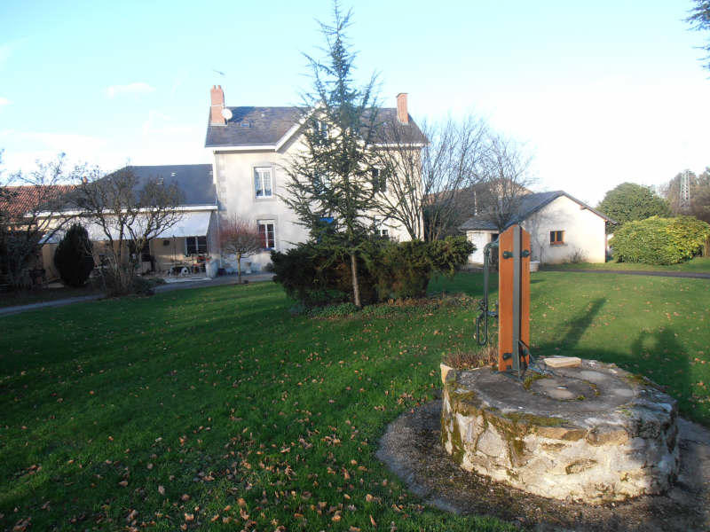 Maison - 260 m² - 8 pièces