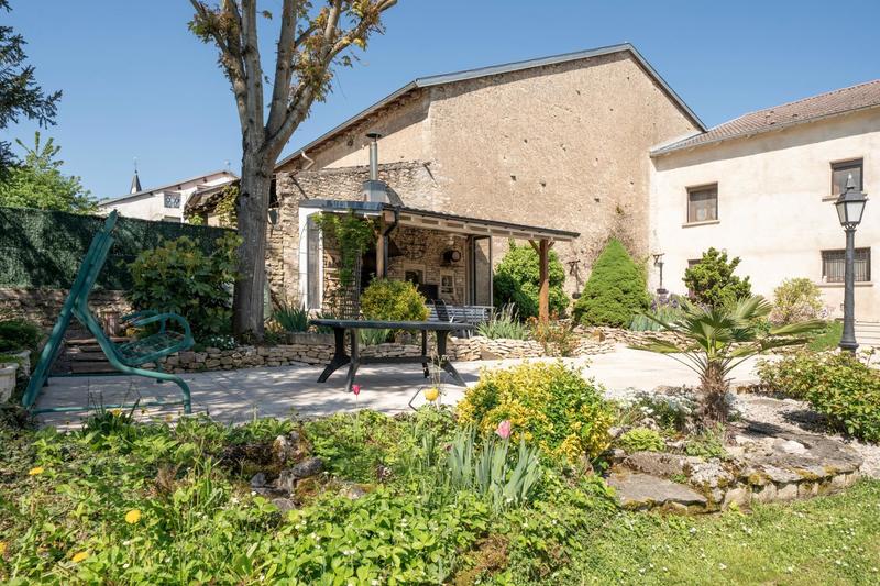 Maison - 214 m² - 5 pièces