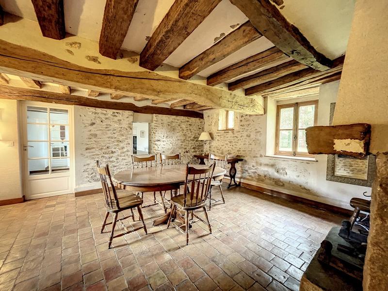 Propriété - 200 m² - 7 pièces