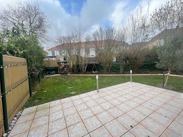 Maison - 104 m² - 5 pièces