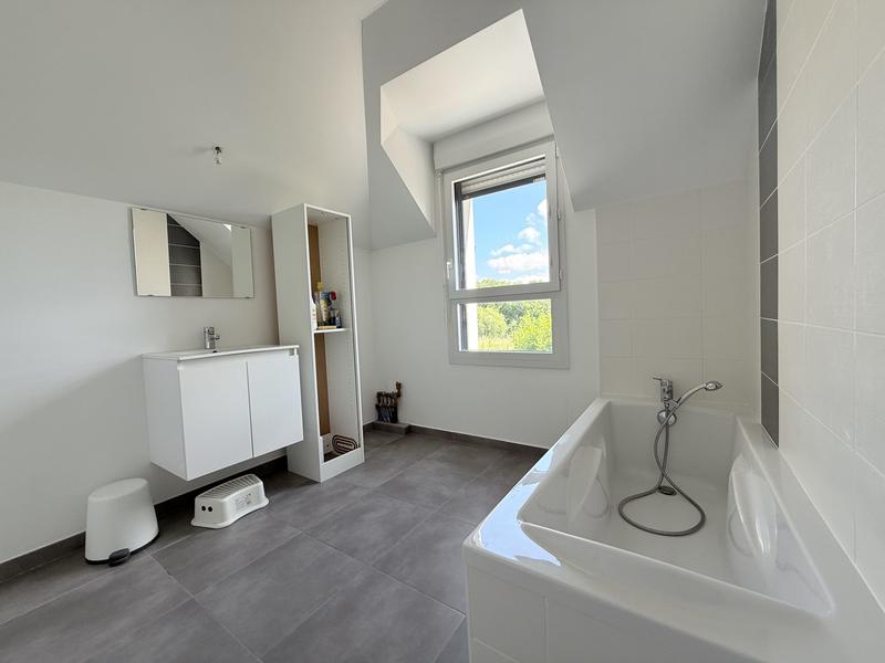 Maison contemporaine - 108 m² - 4 pièces