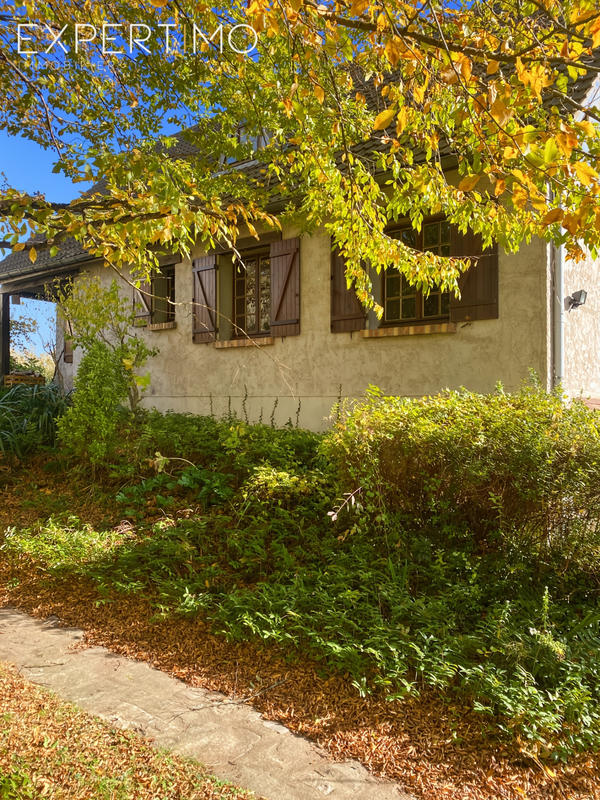 Maison - 145 m² - 6 pièces