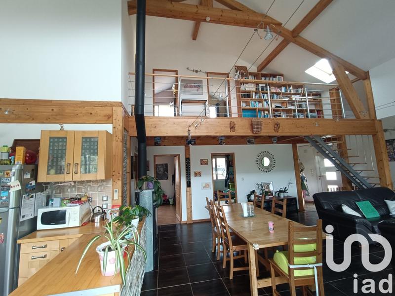 Maison - 137 m² - 6 pièces