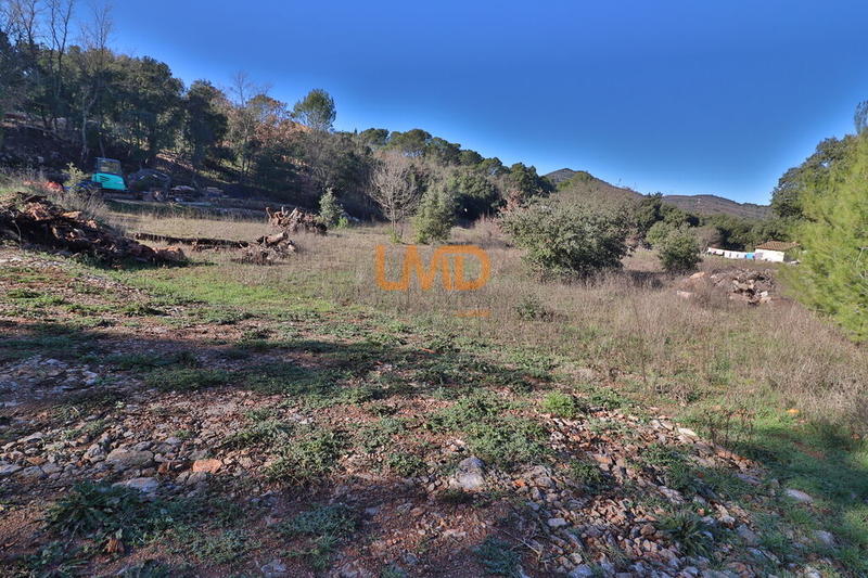 Terrain - 2 270 m²