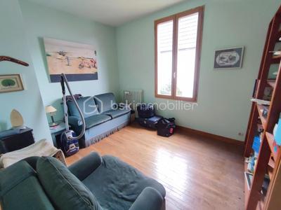 Maison traditionnelle - 101 m² - 5 pièces