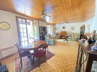 Villa - 111 m² - 7 pièces