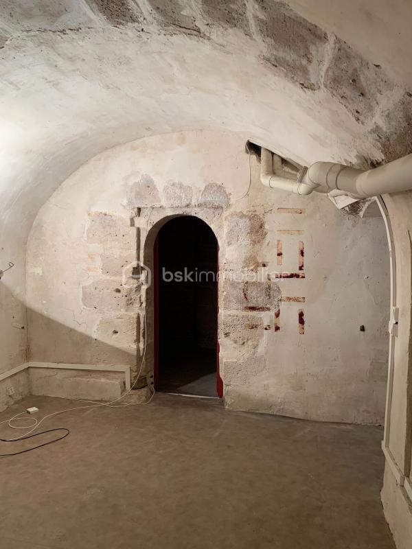 Local commercial - 83 m² - 3 pièces