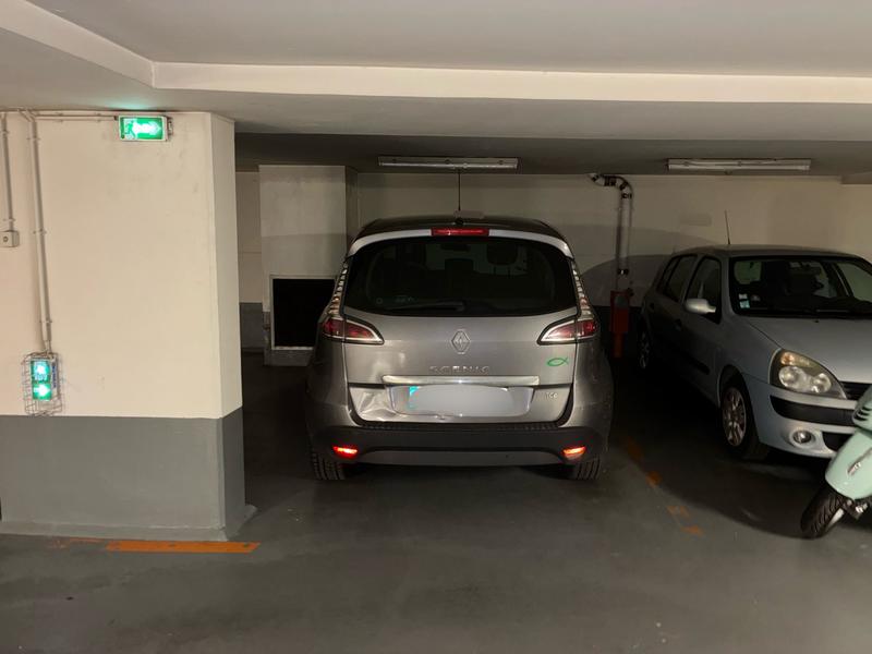 Parking / Garage - 14 m²