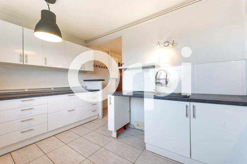 Appartement - 81 m² - 4 pièces