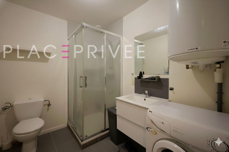 Immeuble - 256 m² - 10 pièces