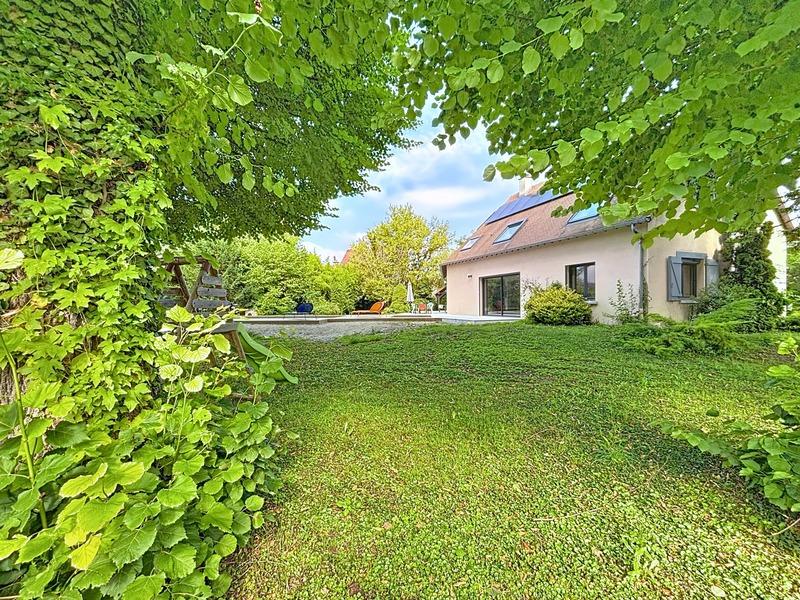 Maison - 330 m² - 10 pièces