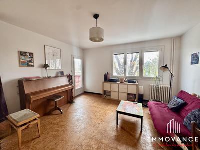 Appartement - 65 m² - 3 pièces