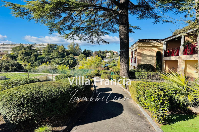 Appartement - 35 m² - 3 pièces