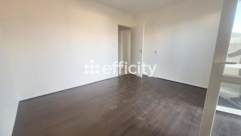 Immeuble - 250 m² - 7 pièces