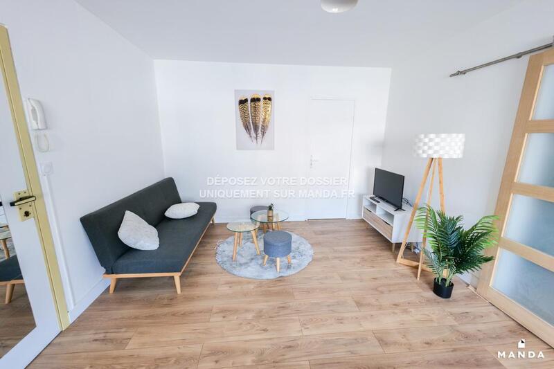 Chambre - 11 m² - 4 pièces