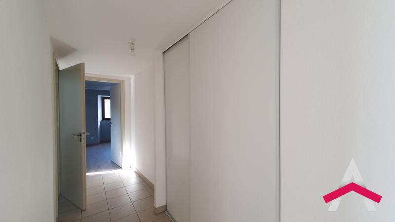 Appartement - 65 m² - 2 pièces