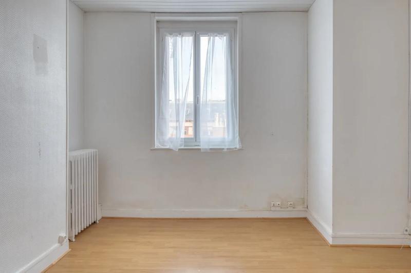 Maison - 238 m² - 11 pièces