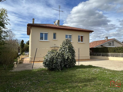 Maison - 122 m² - 5 pièces