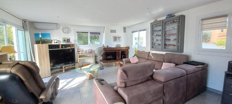 Villa - 220 m² - 8 pièces